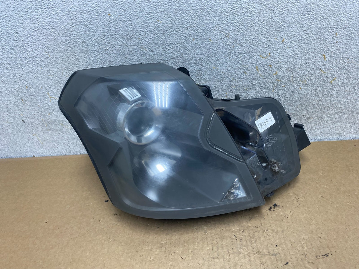 2003 to 2007 Cadillac CTS Right Passenger RH Halogen Headlight AI3492 DW0