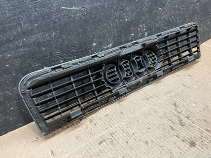 2002 to 2005 Audi A4 Upper Front Grill Grille OEM  Y1278 DG5