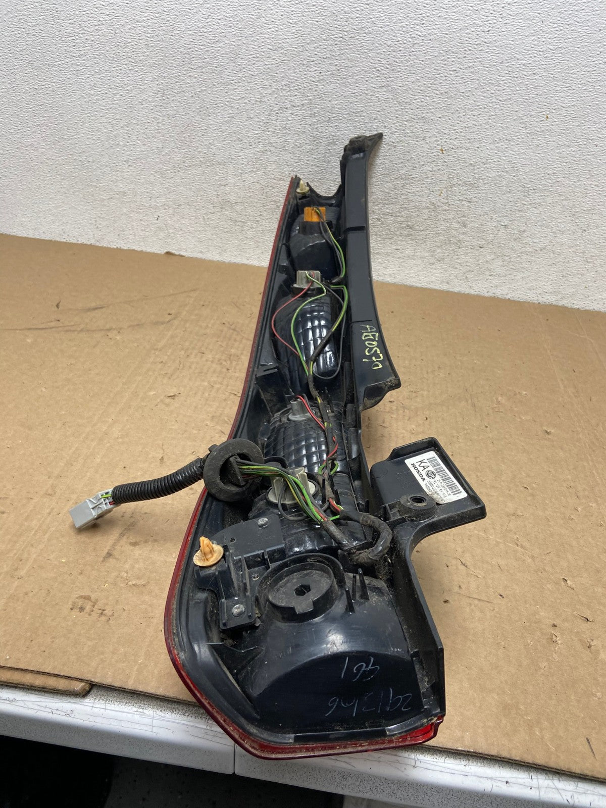 2005 to 2006 Honda Cr-v Crv Right Passenger Side Tail Light AG1053 LK5
