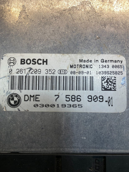 2007 to 2010 BMW X5 ECM ECU Engine Control Computer Module AD9960 DW2