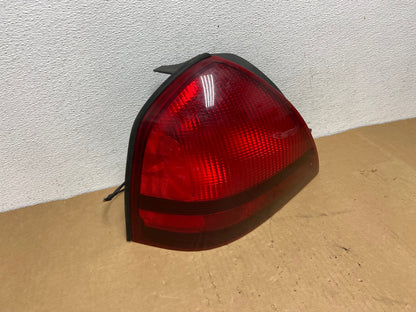 2003-2011 Mercury Grand Marquis Left Driver Lh Side Tail Light AC8442 LK2