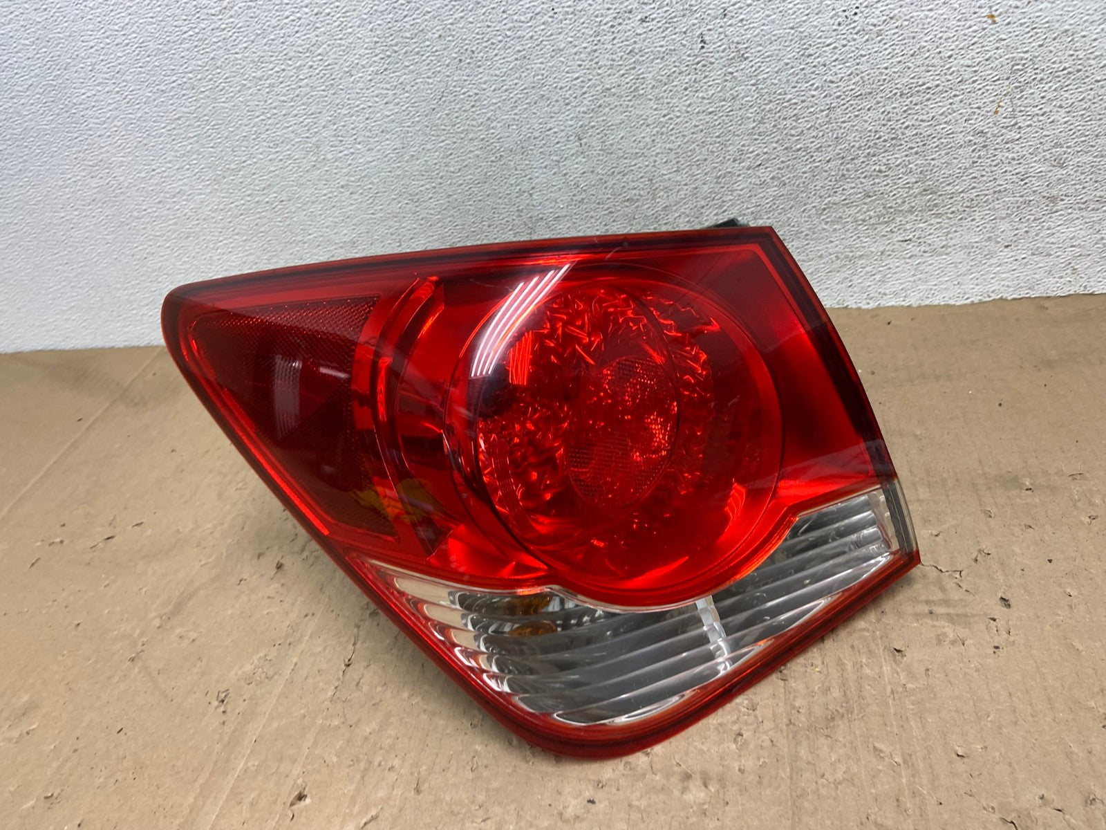 2011 2012 2013 2014 Chevrolet Cruze Left Driver LH Side Tail Light AE9350 LK0