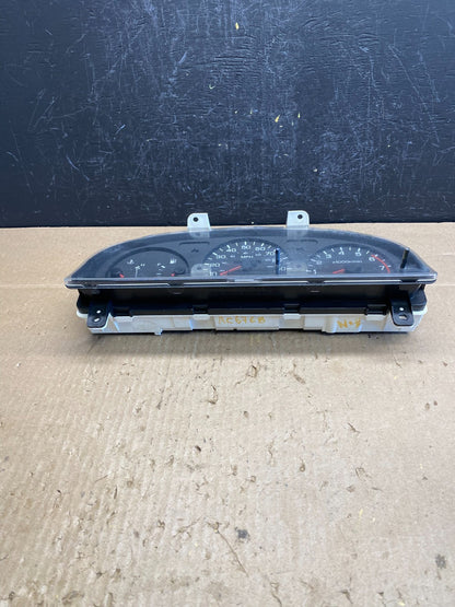 1994 to 1997 Nissan Hardbody D21 Pathfinder Gauge Cluster AC67684