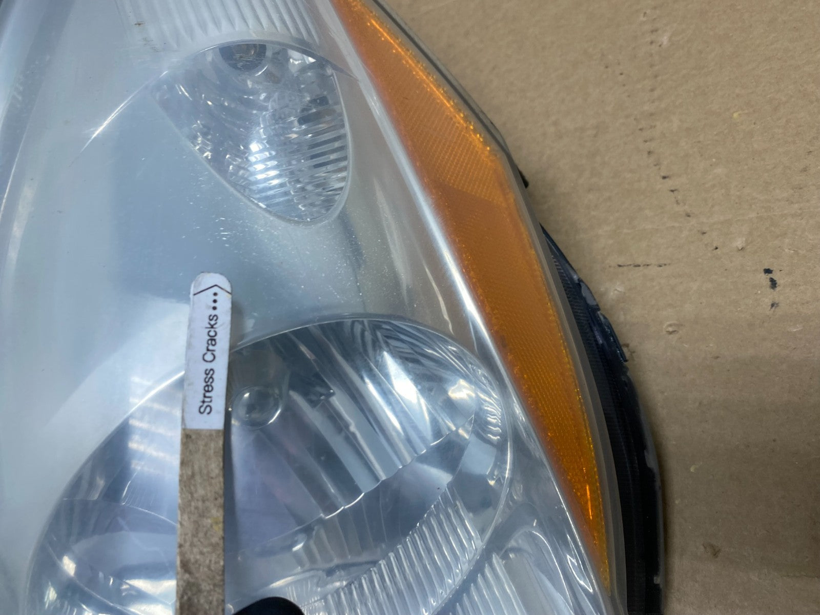 2006 to 2010 Toyota Sienna Left Driver Lh Side Headlight Halogen AF7915 DW4