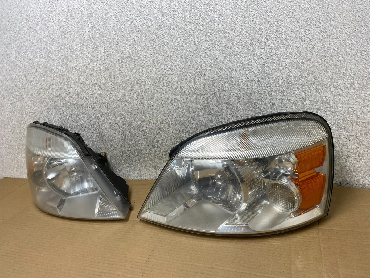 2004 - 2007 Ford Freestar Left+Right Side Headlights Halogen DEPO AG9310 DW2