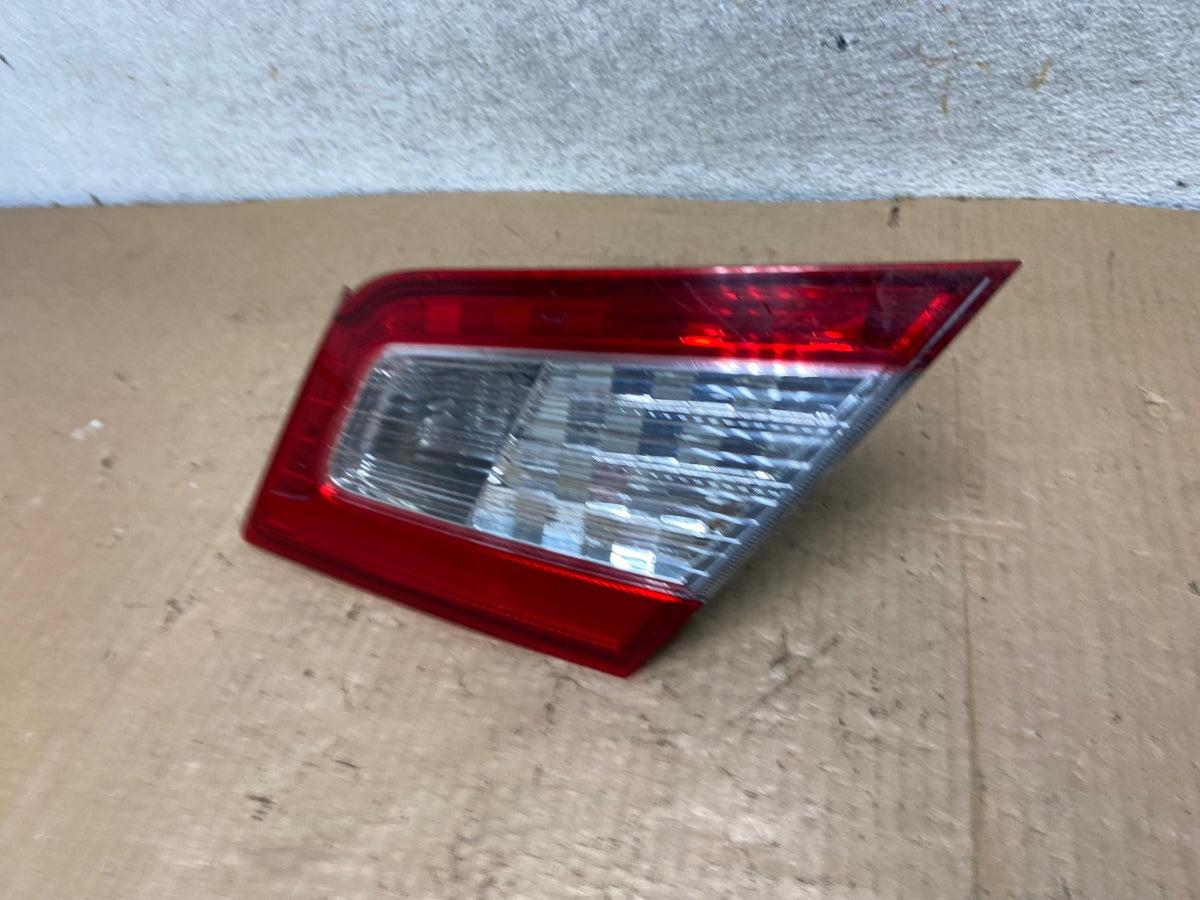 2009-2012 Mitsubishi Galant Right Passenger RH Inner Tail Light AI8195 LK1