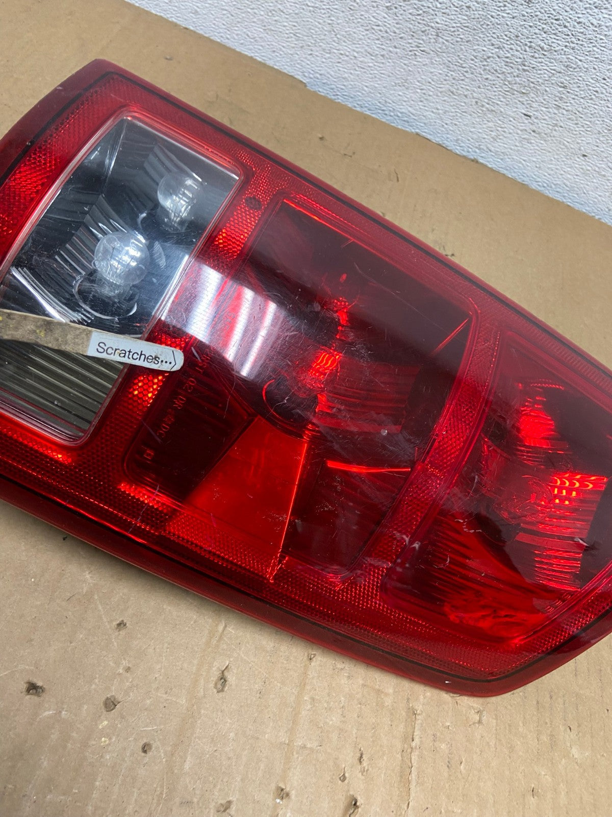2002 to 2006 Dodge Ram 1500 Right passenger Rh side Tail Light AD0969 LK3