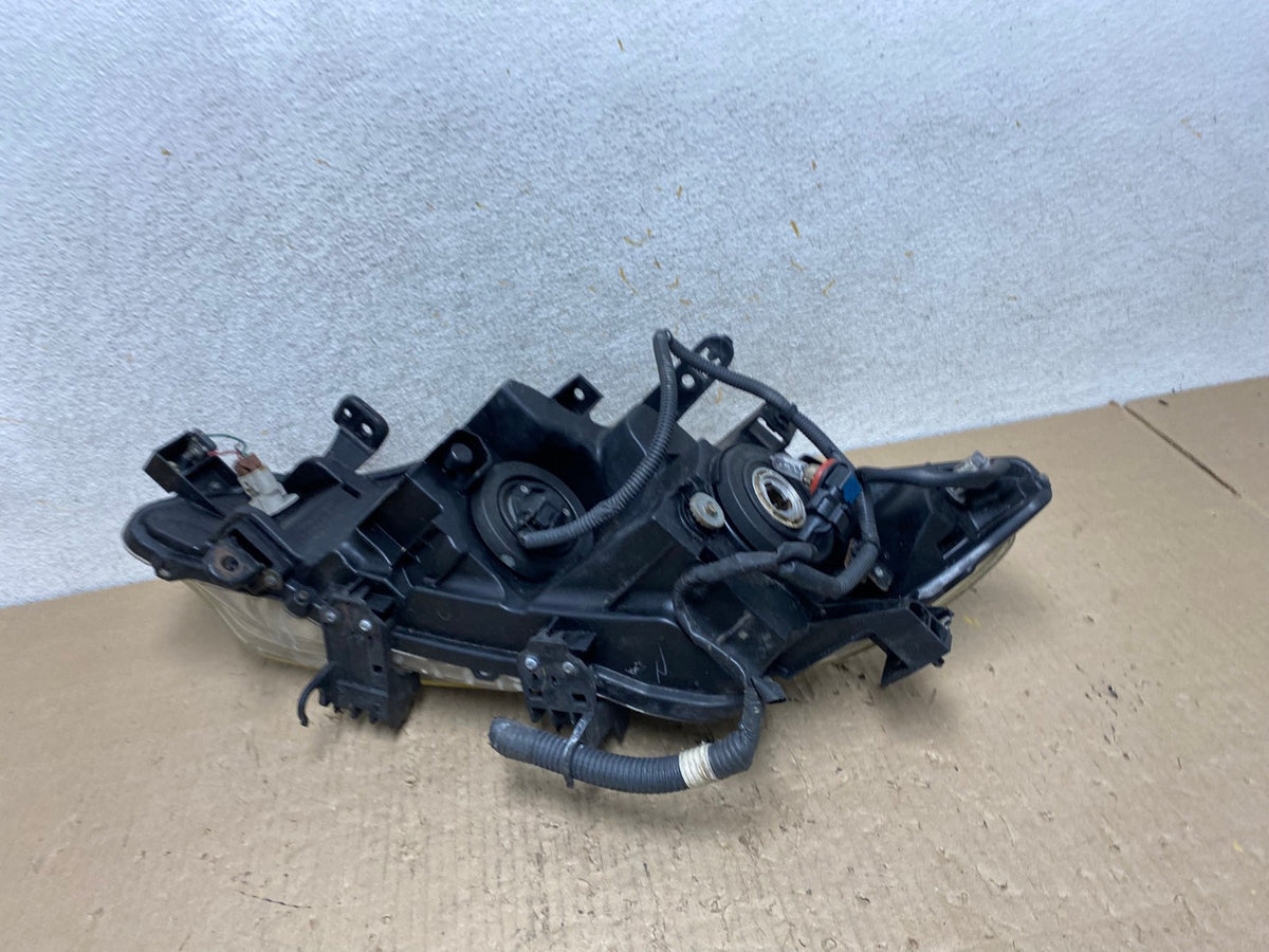 2011 to 2014 Nissan Murano Headlight Right Passenger Rh Halogen AI2513 LK7
