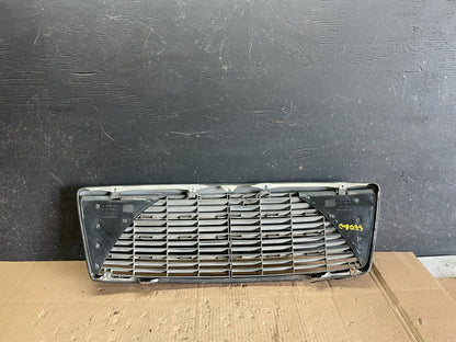 1994 to 1998 Mercedes-Benz W140 S600 S500 S320 Front Upper Grille OEM M6006 DG18