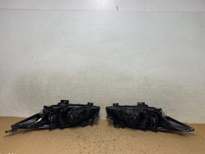 2010-2013 Mazda 3 Halogen Left+Right Side Headlights W8332 DW11