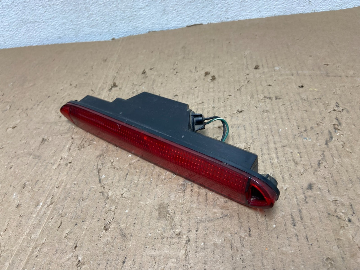 2003 to 2008 Honda Pilot High Mounted 3rd Third Stop Brake Light Lamp AD8261 DG1