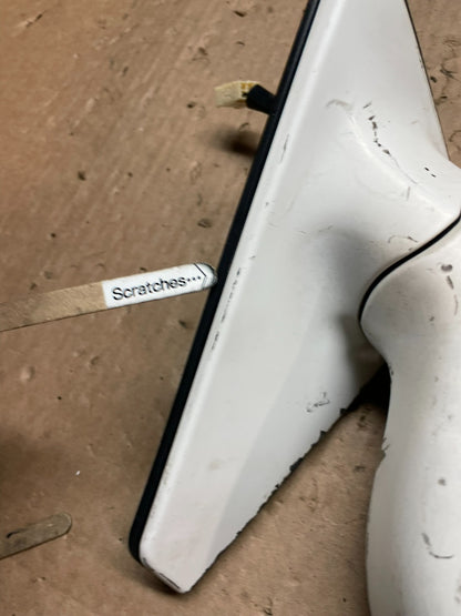 2004 to 2006 Scion XB Right Passenger Side View Door Mirror Z3520 MS8