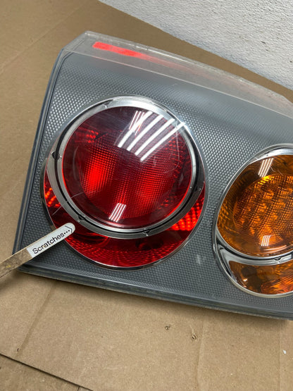 2003-2005 Land Rover Range Rover L322 Left Driver Side Tail Light AC5534 DG3