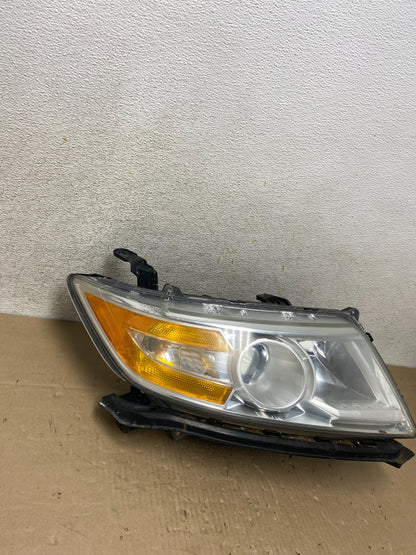 2011 to 2013 Honda Odyssey Front Right Passenger Headlight Halogen AI2267 DW2