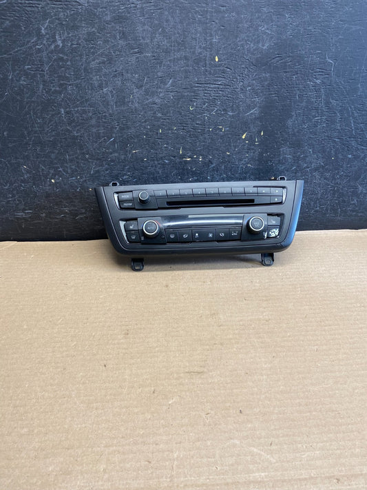 2012 - 2014 Bmw F30 320i 328i Radio Climate Control Panel AH1303 DG0