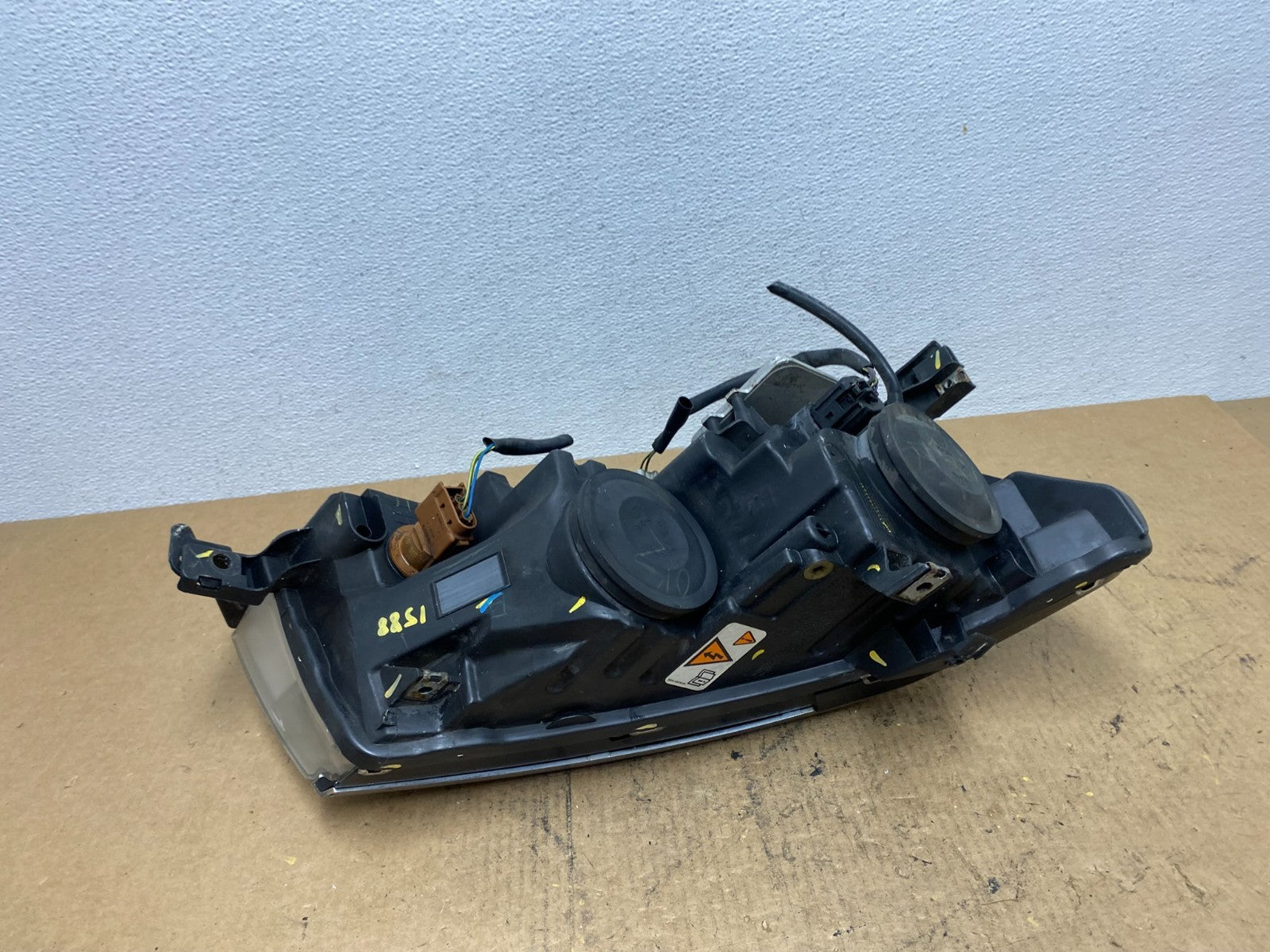 2006 to 2009 Lincoln MKZ Zephyr Left Driver Headlight Xenon AC3721 DW5