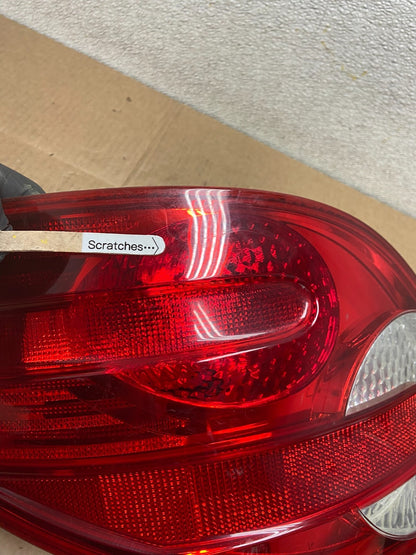 2006 to 2010 Mercedes W251 R-Class Left Driver LH Side Tail Light Y8868 DW3