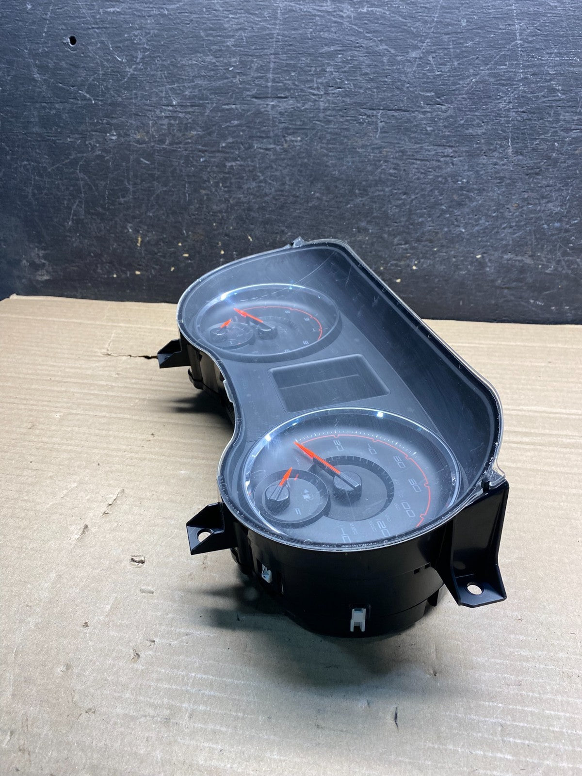 2014 Dodge Charger Speedometer Instrument Cluster Gauges AH9939 DG2