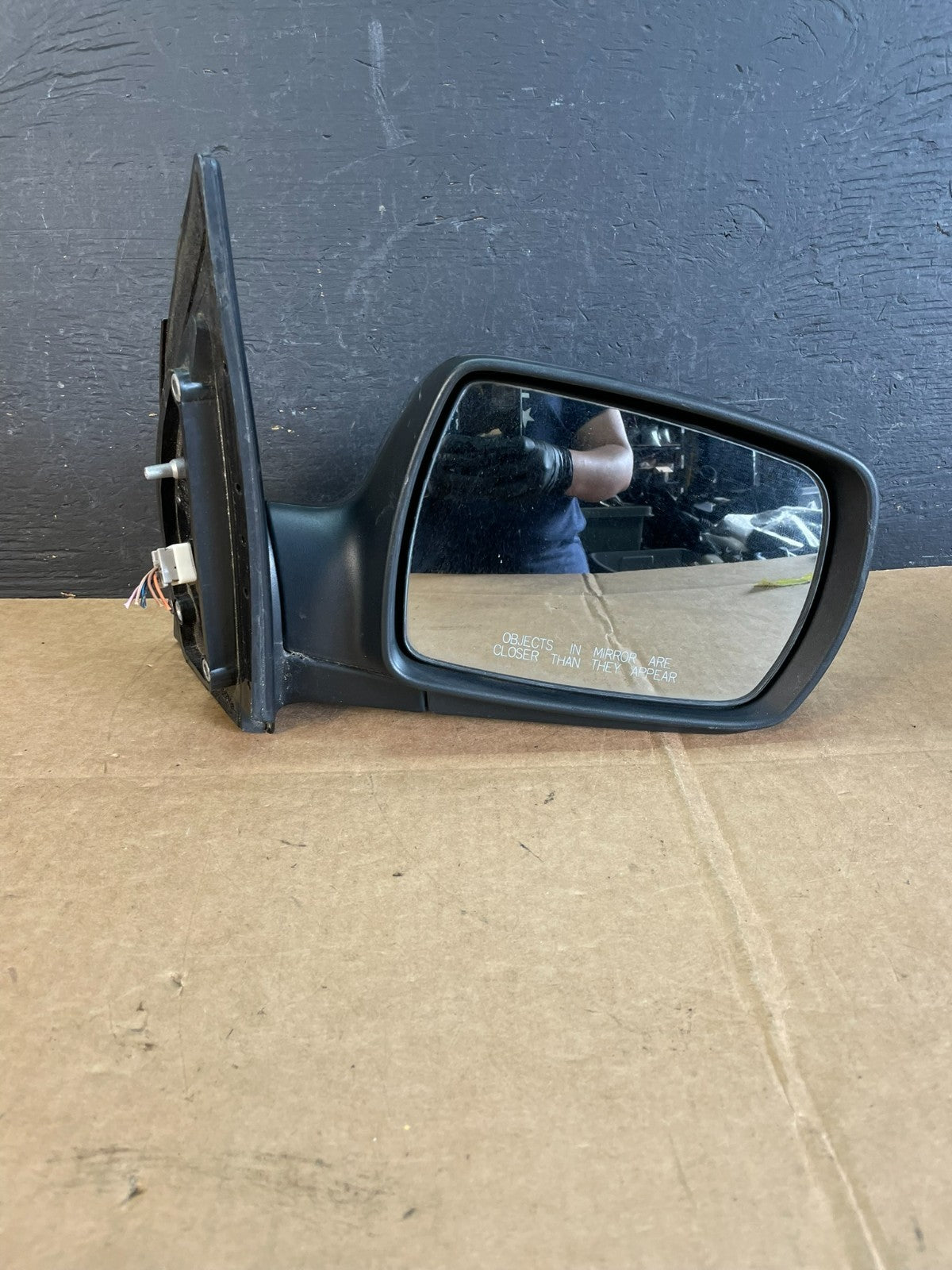 2011 to 2014 Kia Sedona Right Passenger RH Side Door Mirror AE0928 DW7