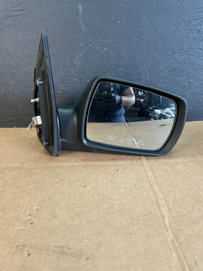 2011 to 2014 Kia Sedona Right Passenger RH Side Door Mirror AE0928 DW7