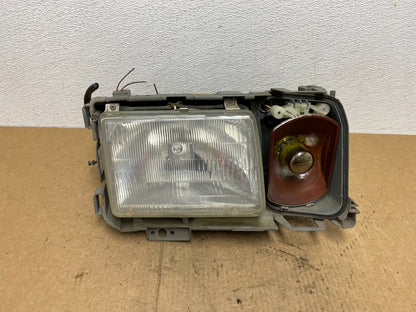 1987-1993 Mercedes W201 190E 190D Front Right Halogen Headlight AC3470