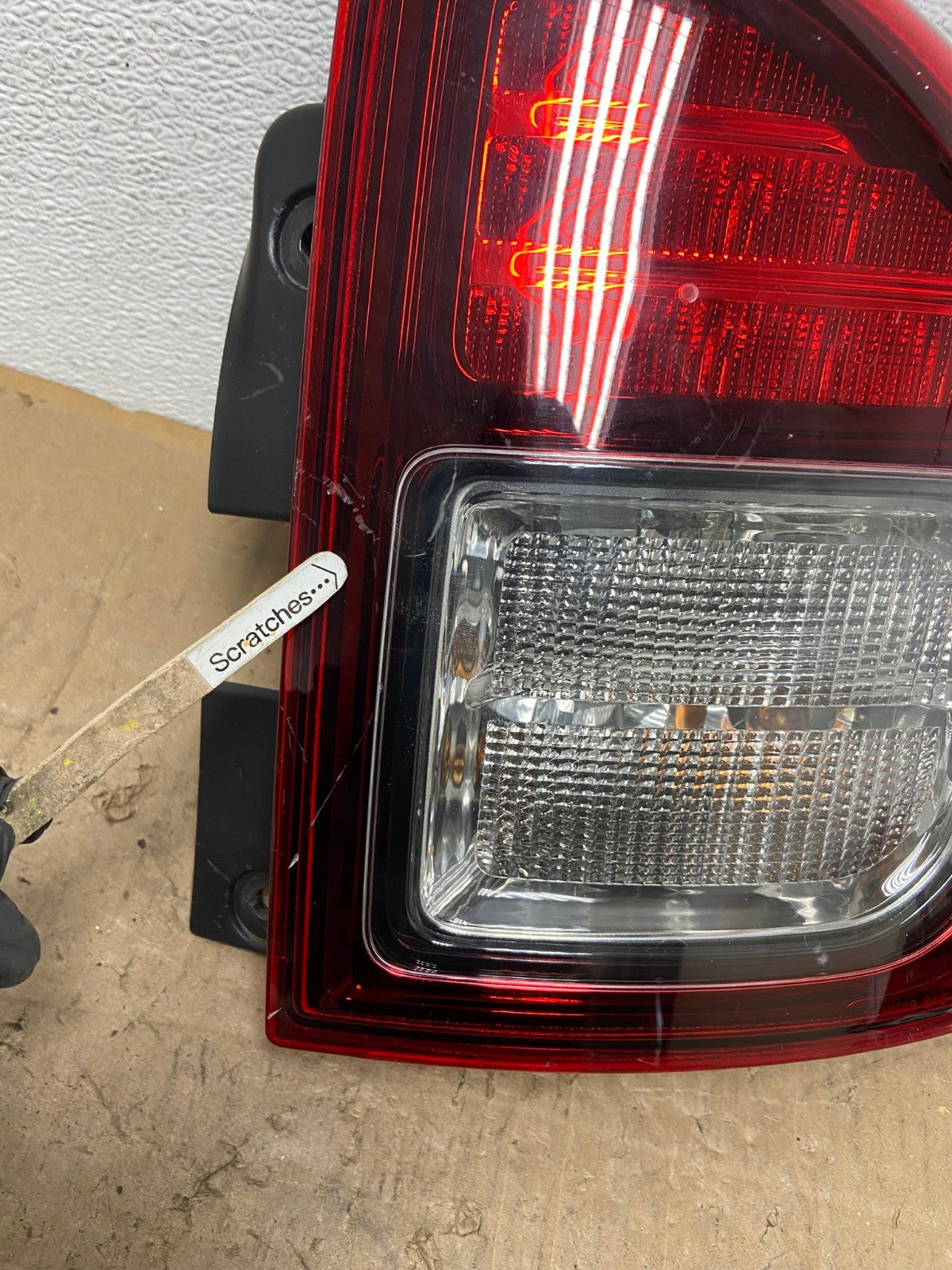2014 - 2017 Jeep Compass Right Passenger Side Tail Light AC0199 LK3