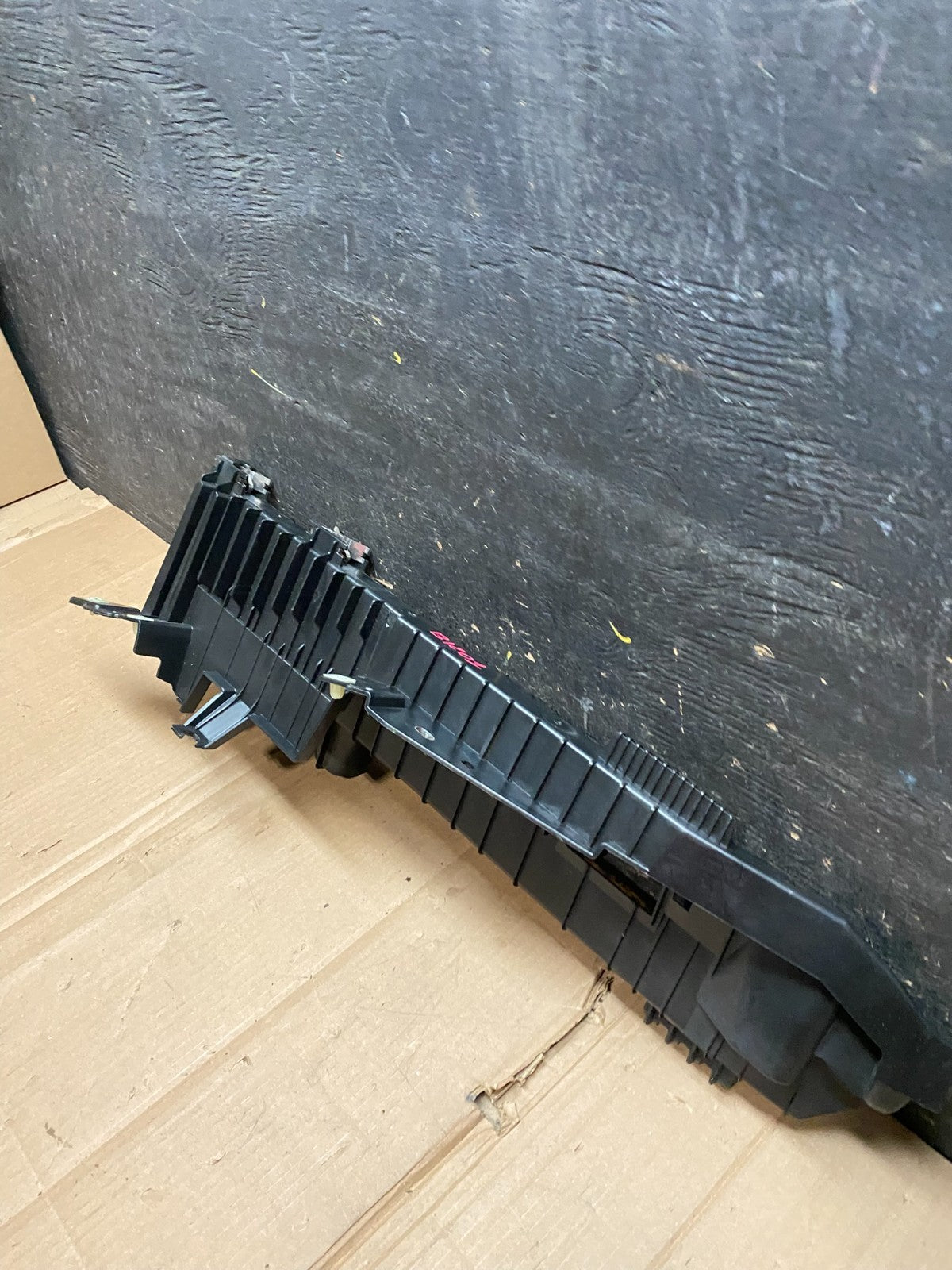 2015 to 2019 Bmw X6 Rear Left Driver Quarter Waist Rail Cover Panel W4713 DG4