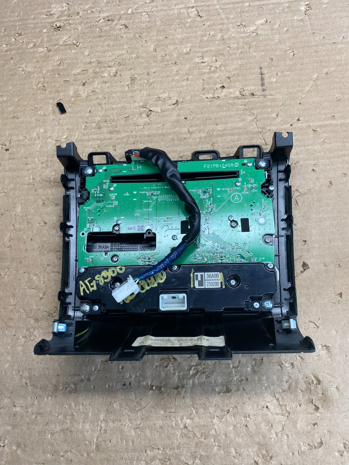 2013 to 2016 Nissan Pathfinder Radio Temperature Climate Control AG8500 DG5