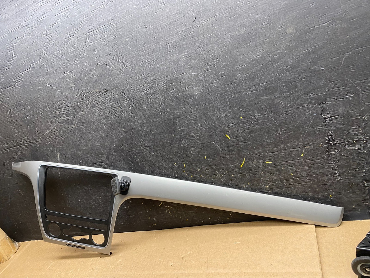 2012 to 2015 Volkswagen Passat Radio Dashboard Bezel Trim Cover T4683 DG2