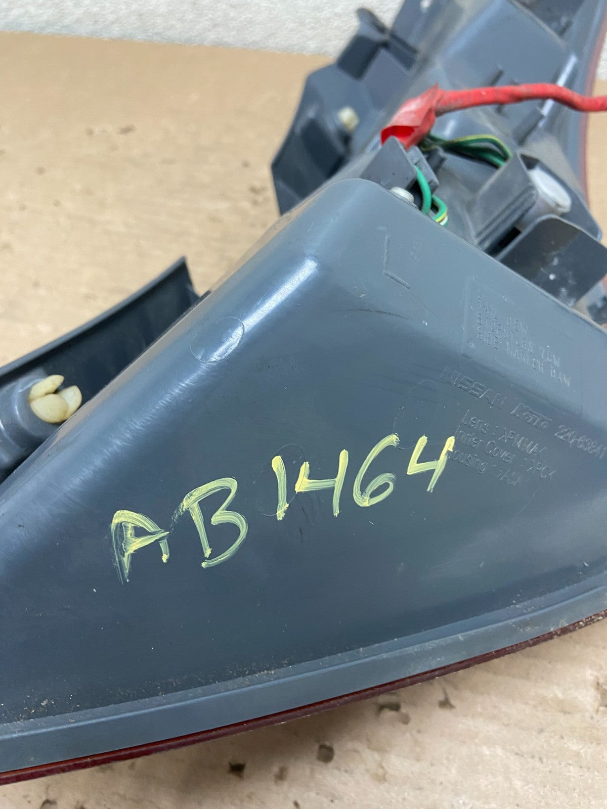2006 2007 Nissan Murano Left Driver LH Side Tail Light Oem AB1464 LK6
