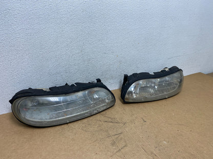 1997 to 2003 Chevrolet Malibu Left+Right Side Headlights AD6253 DW2