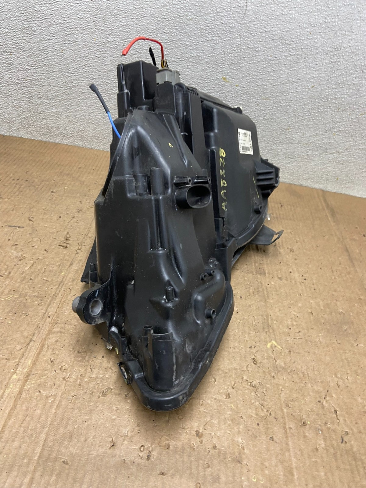 2010-2013 Mercedes E Class E350 E550 Left Driver LH Halogen Headlight AD2456 DW10