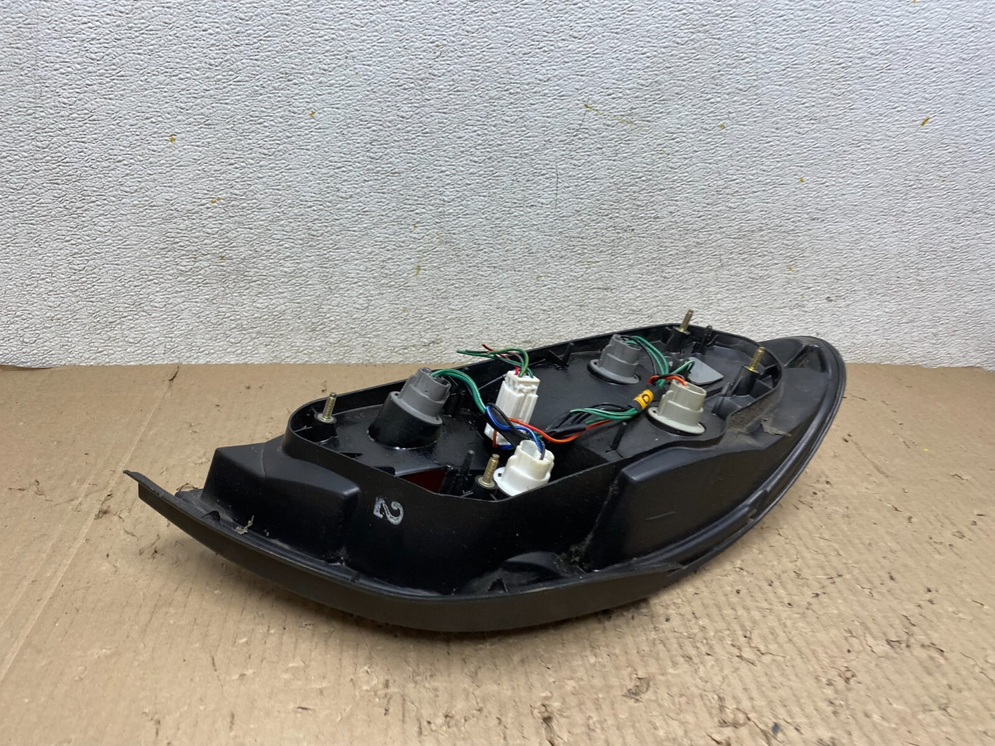 1996 1997 1998 Hyundai Elantra Sedan Right Passenger Tail Light Oem L6464 DW6