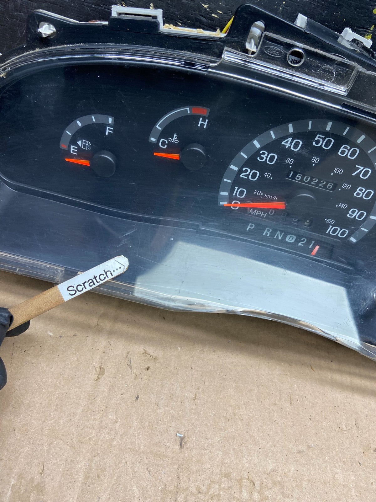 2001 - 2002 Ford Econoline E250 E350 Van Speedometer Instrument Cluster z0088 DG1
