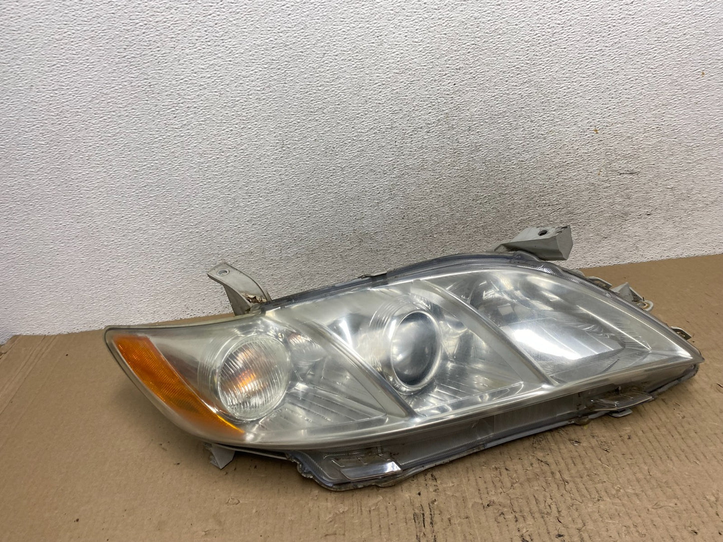 2007 - 2009 Toyota Camry Halogen Right Passenger Headlight AF6011 DW0