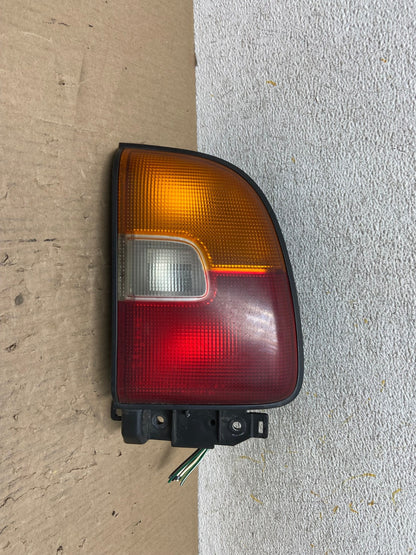1996 - 1997 Toyota Rav4 Right Passenger RH Side Tail Light AH5974 LK0