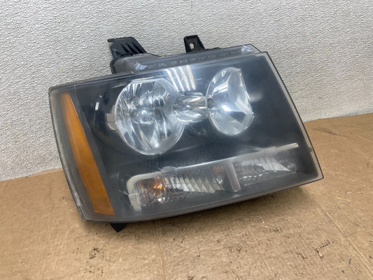 2007 to 2013 Chevrolet Suburban Tahoe Right Passenger RH Headlight Oem AA3724 DW0