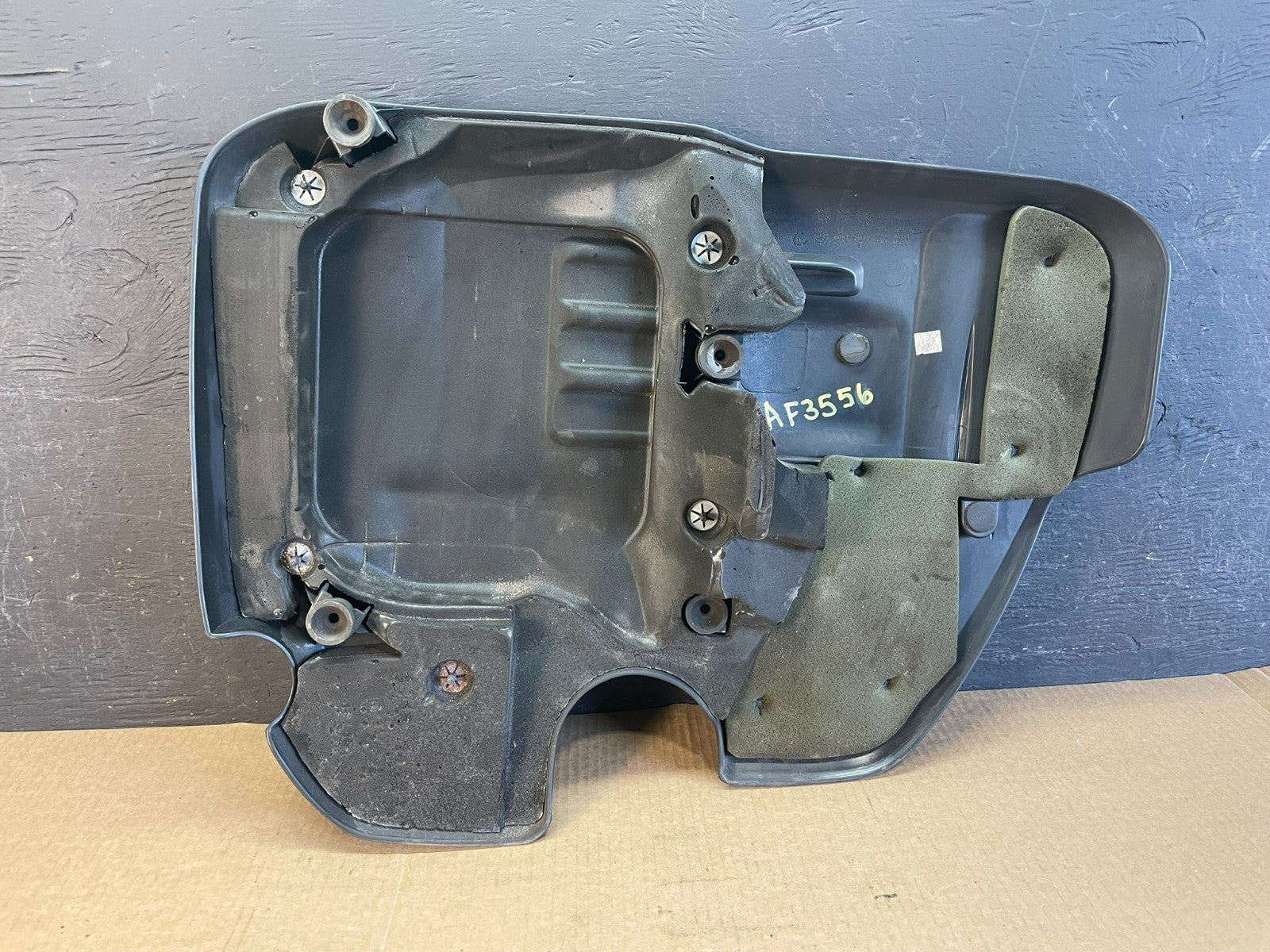 2011-2023 Chrysler 300 3.6L V6 Engine Motor Cover AF3556 DG5