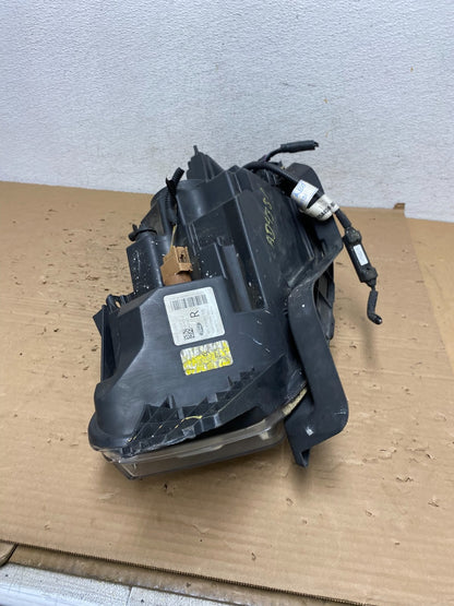 2013 to 2019 Ford Taurus Right Passenger RH Side Headlight Halogen AD4381 DW9