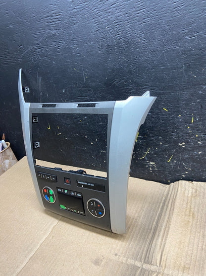 2008 to 2012 Buick Enclave AC Heater Climate Control Unit X1672 DG2