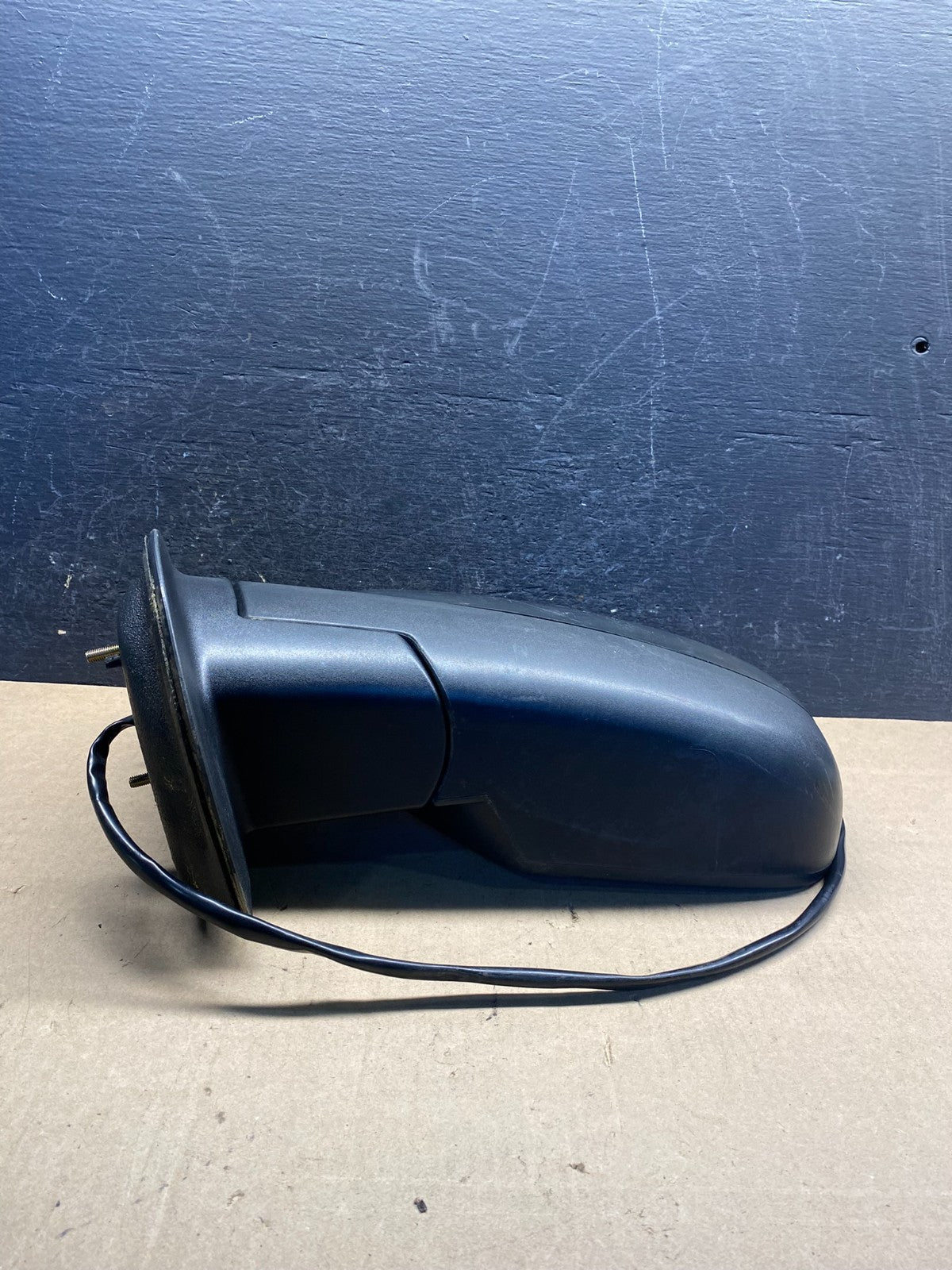 2007 to 2013 Chevrolet Tahoe Silverado Suburban Left Driver Mirror AG3192 MS2