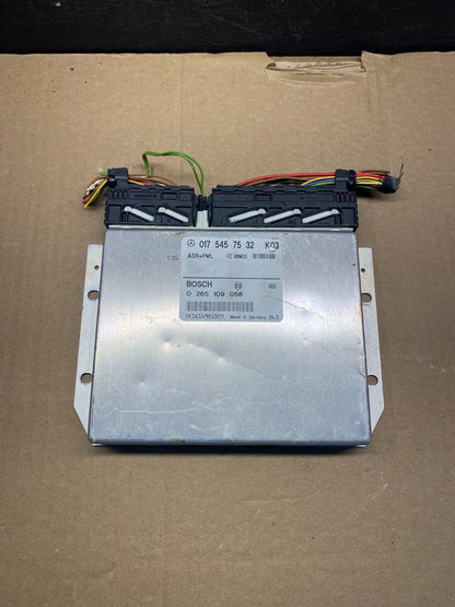 1998 to 1999 Mercedes E320 Engine Control Unit ECU ECM Module AF8954 DG0