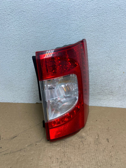 2011-2016 Chrysler Town and Country Right Passenger RH Tail Light AG1237 LK2