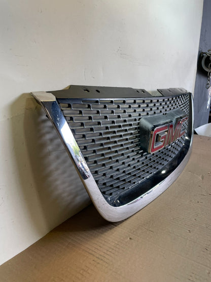 2007 to 2012 GMC Acadia Front Upper Grill Grille AH6561 DG2