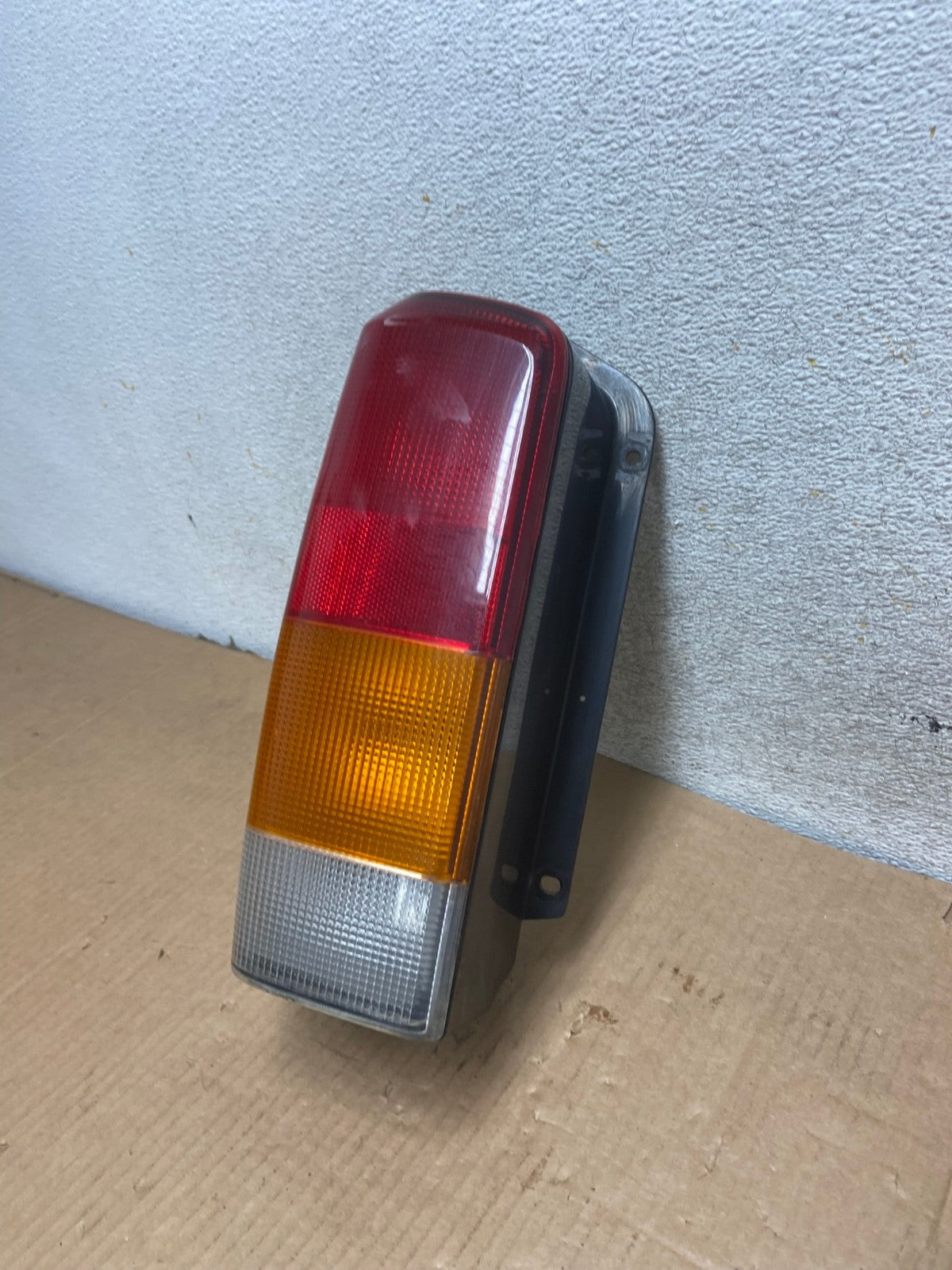 1997 to 2001 Jeep Cherokee Left Driver Side Tail Light AI6947 LK1