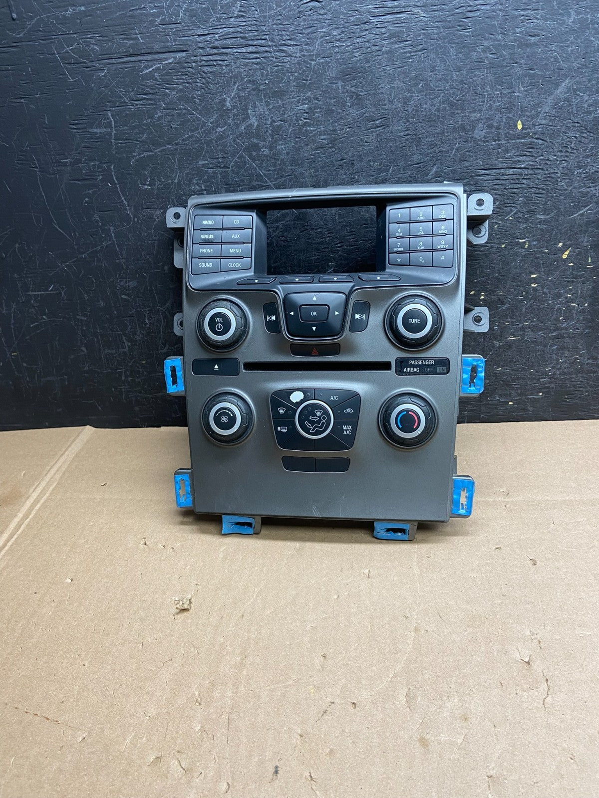 2011-2014 Ford Edge Heater Climate Control Radio CD Control Dash Bezel AI6344 DG0
