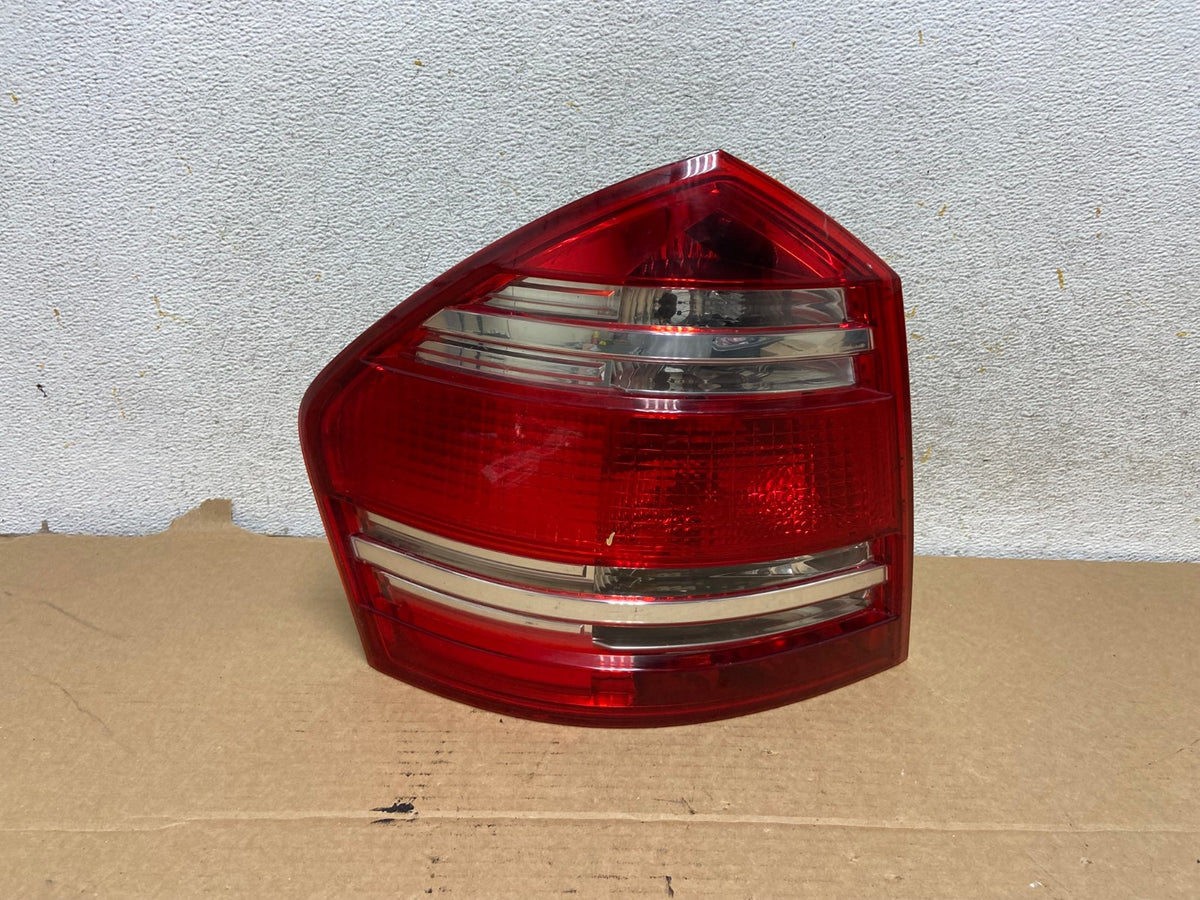 2007 to 2009 Mercedes GL-Class GL450 Left Driver LH Tail Light AH7781 LK0
