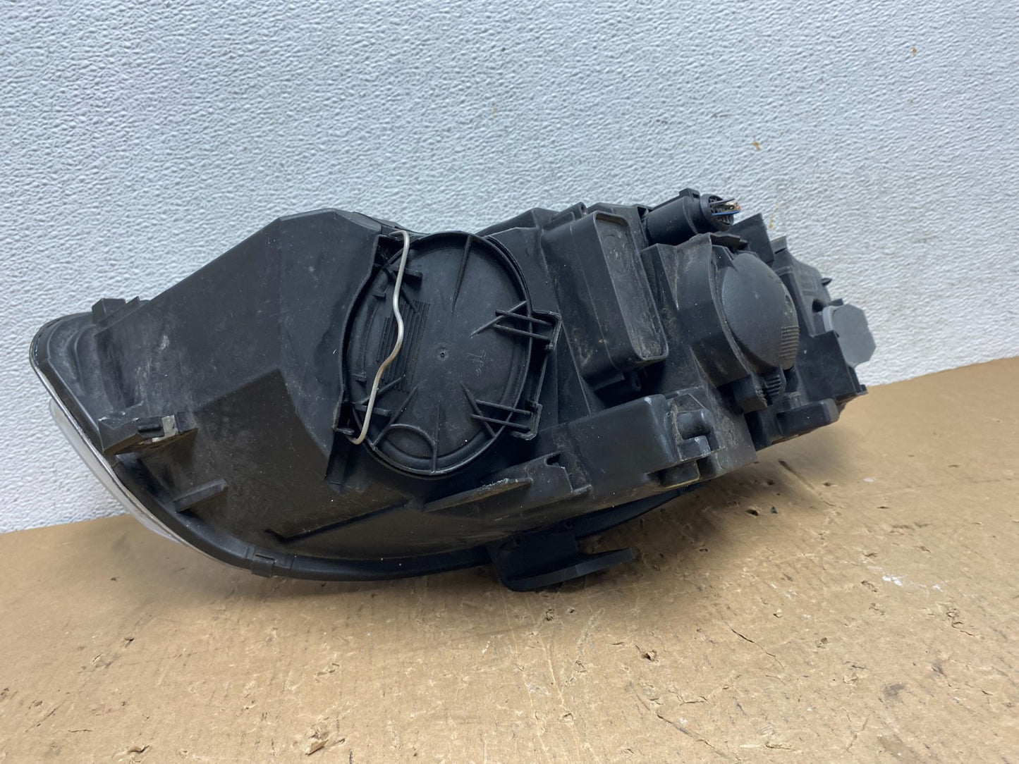 2006 2007 2008 Audi A4 Headlight Halogen Left Driver LH Side AD8180 DW6