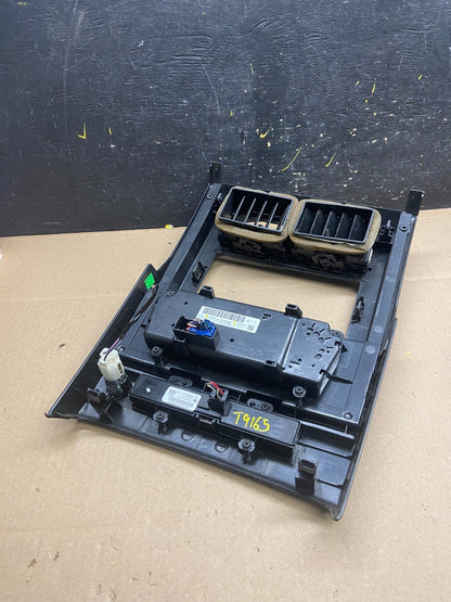2008 to 2012 Jeep Liberty Dash Climate Temperature Control Radio Bezel t9165 DG4