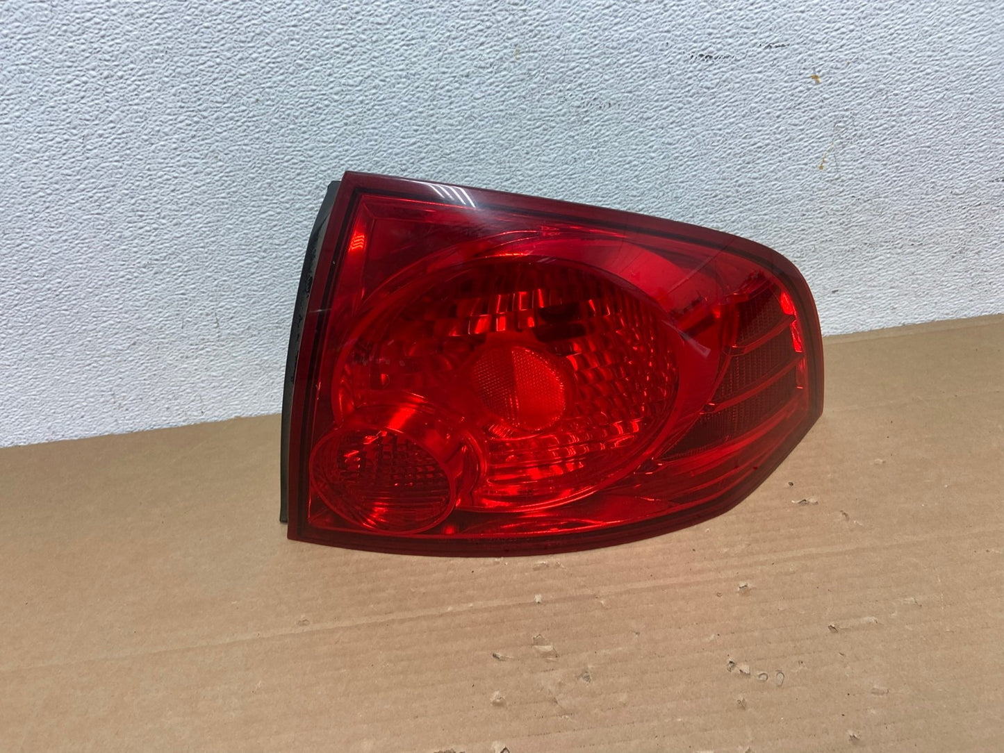 2004 2005 2006 Nissan Sentra Right Passenger Rh Side Tail Light AD4176 LK0